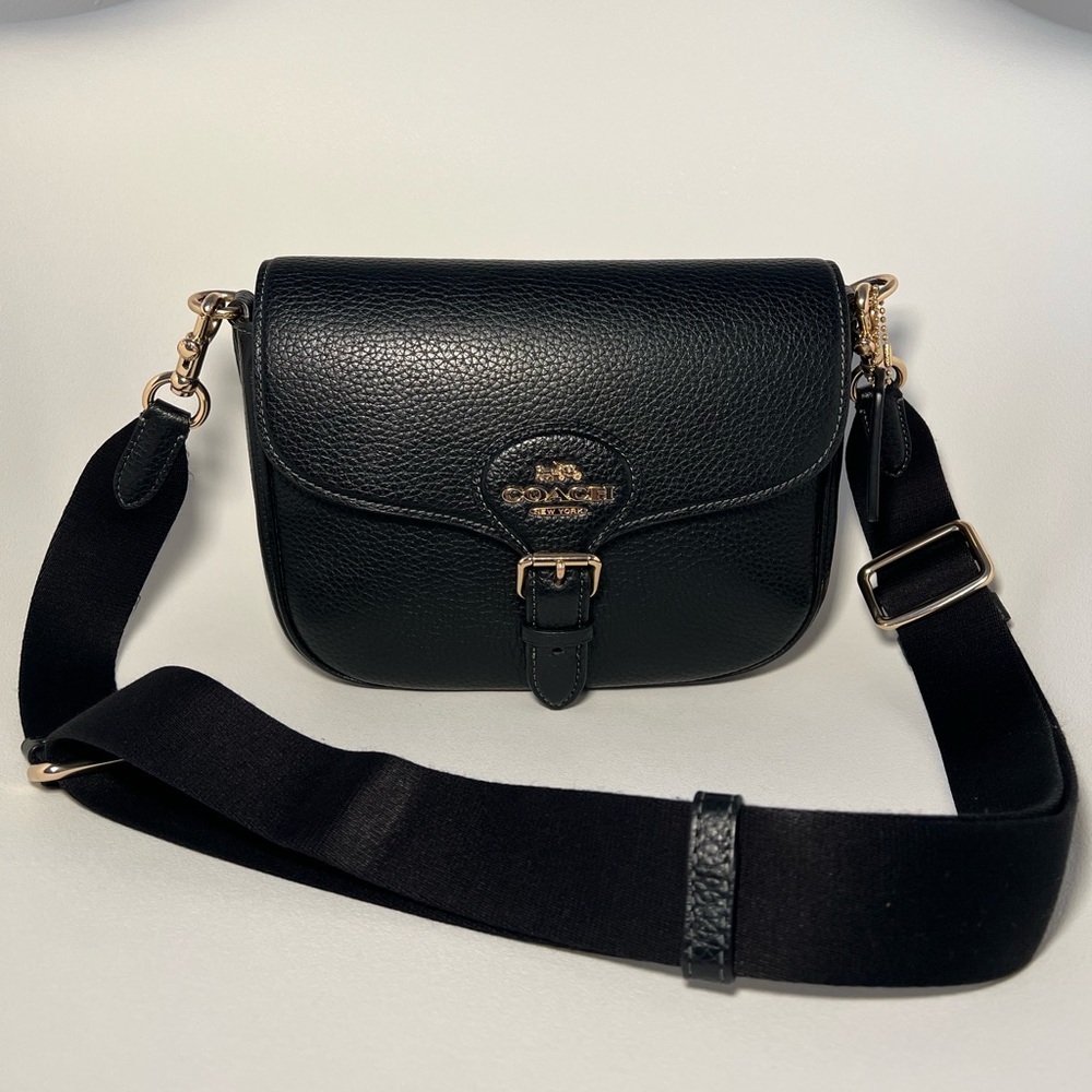 *SOLD* Coach Amelia Saddle Bag